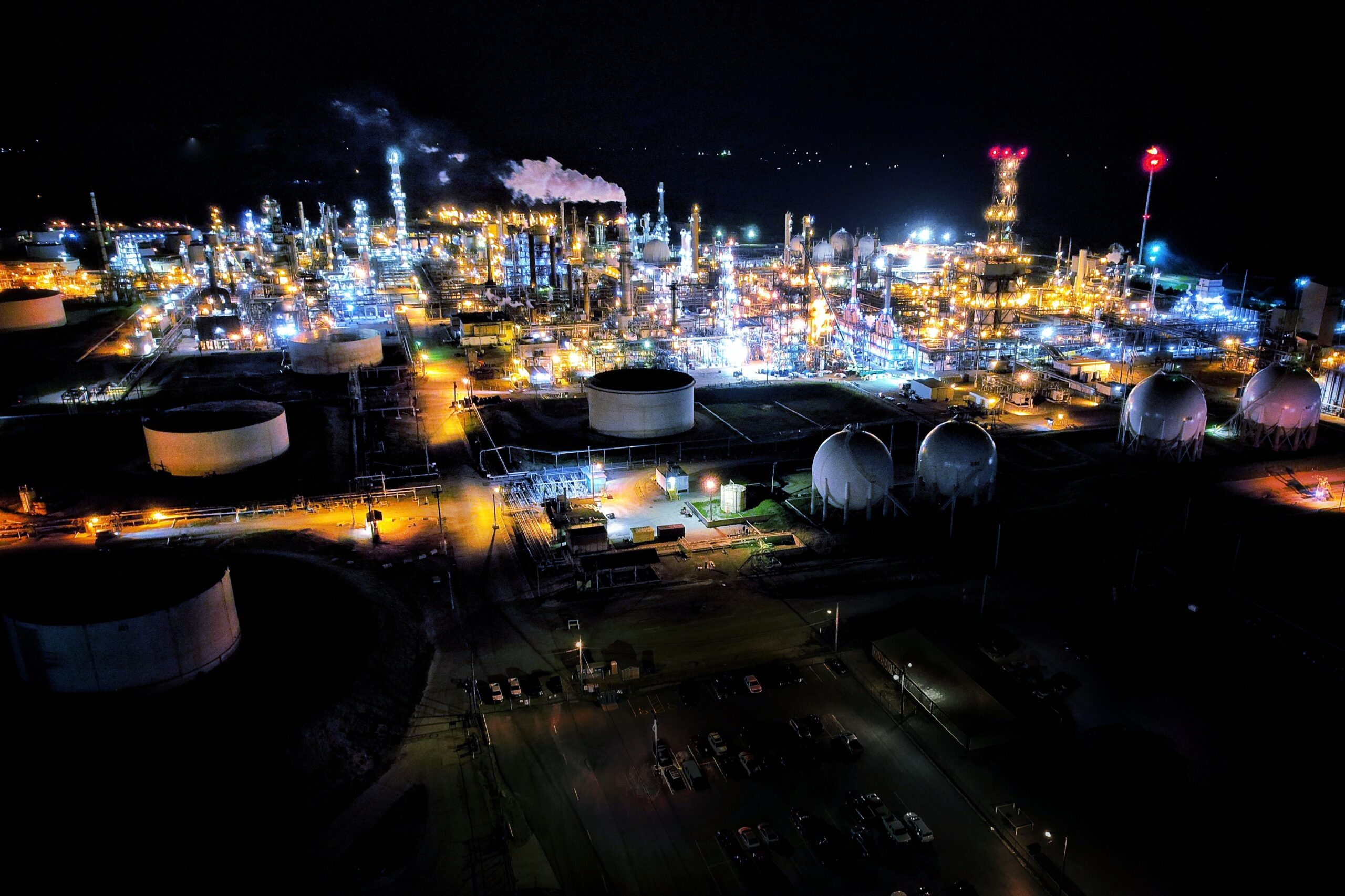 Oil extraction facility